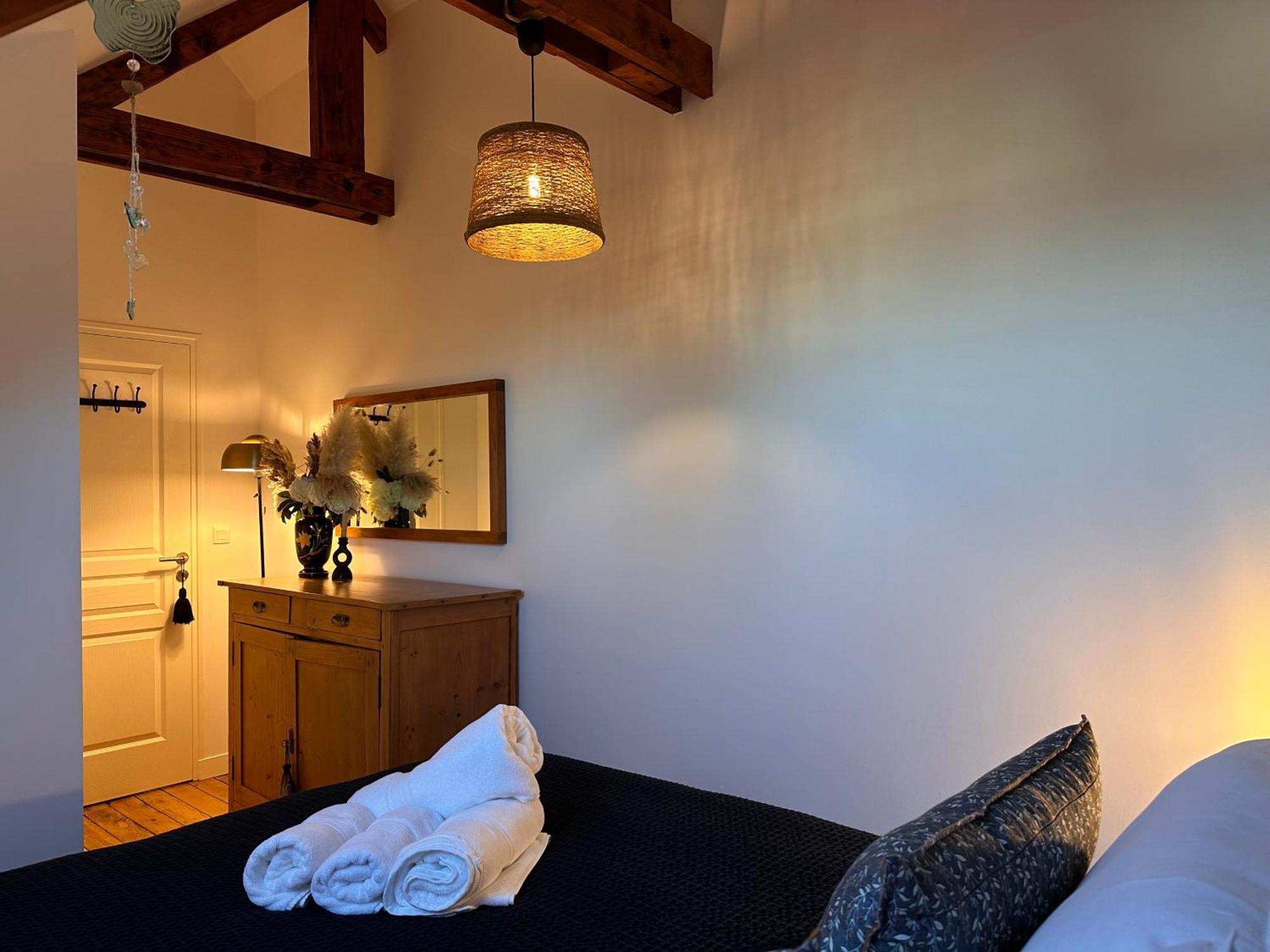 Les Libellules Apartment Lanvallay Ngoại thất bức ảnh
